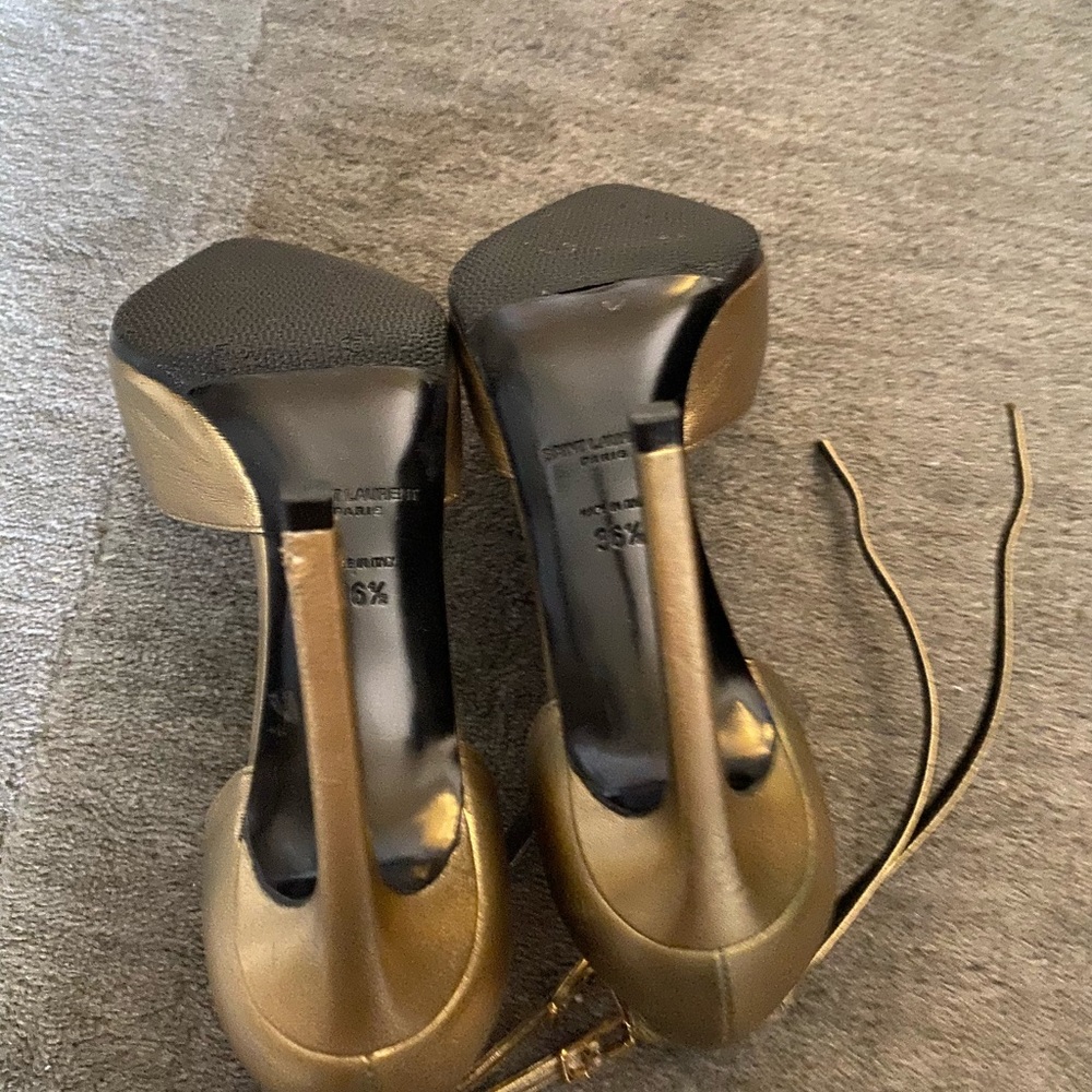 Saint Laurent Gold Strap Pumps - Picture 2 of 6